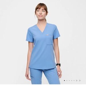 Figs Catarina One-Pocket Scrub Top Ceil Blue